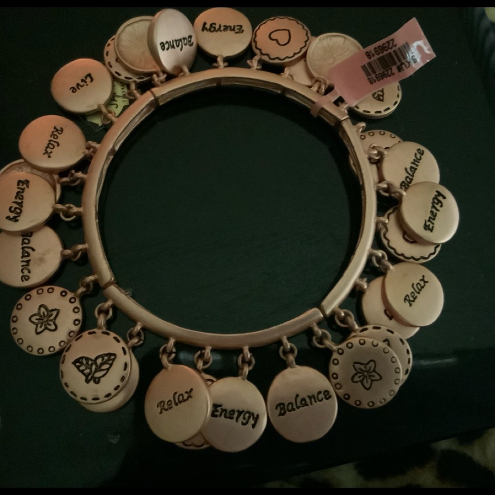 NWT Copper/gold tone bracelet with words
